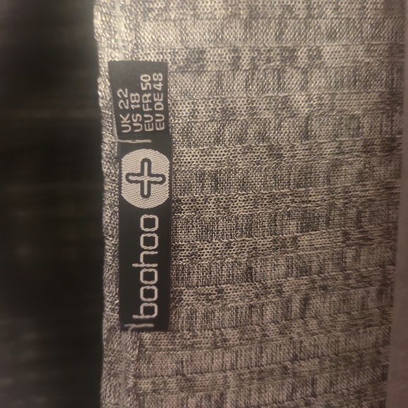 Top - Picture 2 of 2